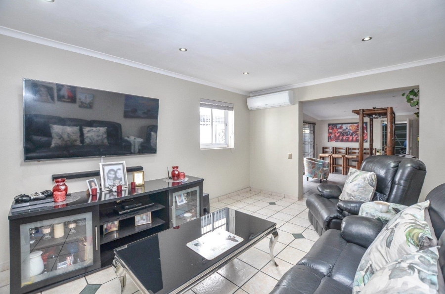 2 Bedroom Property for Sale in Tygerdal Western Cape